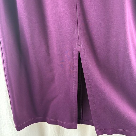 Serenity Double Knit Pencil Skirt in Mulberry(wine) Color 10 - Picture 4 of 9